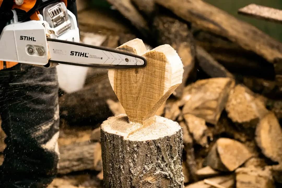 Jak wybrać bezpieczną piłę motorową zabawkę? Przewodnik dla rodziców